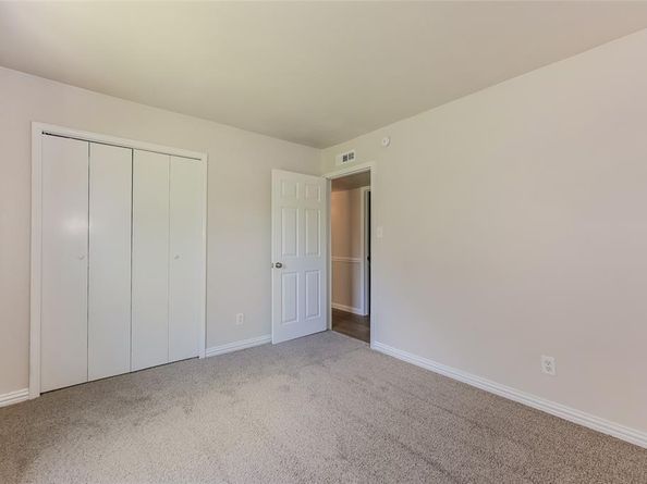2505  Edinburgh Street , Arlington Texas 76018