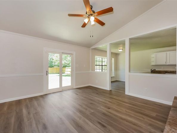 2505  Edinburgh Street , Arlington Texas 76018