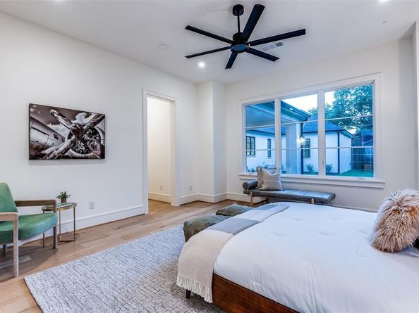 3935  Hawick Lane , Dallas Texas 75220