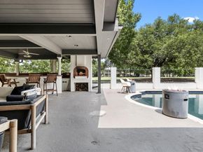 5702  Bent Trail , Dallas Texas 75248