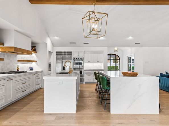 5702  Bent Trail , Dallas Texas 75248