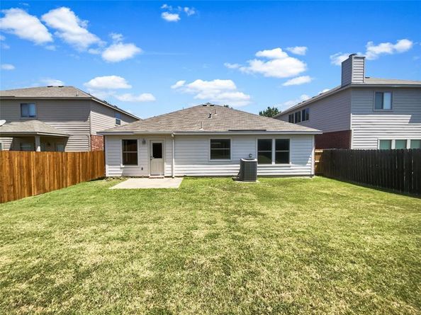 8804  Trailblazer Drive , Cross Roads Texas 76227
