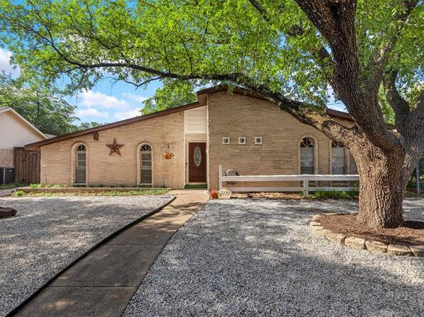 3110  Teakwood Drive , Garland Texas 75044