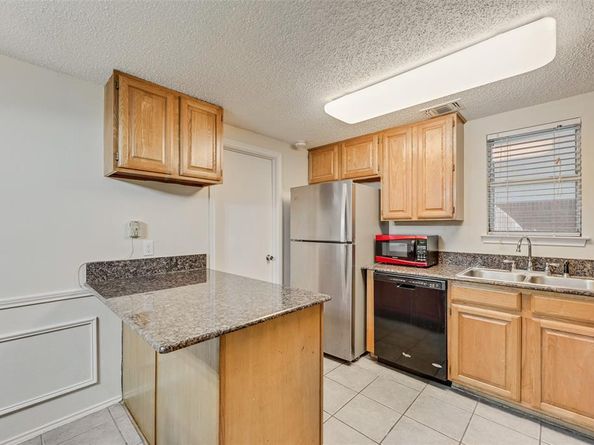 603  Nightshade Drive , Arlington Texas 76018