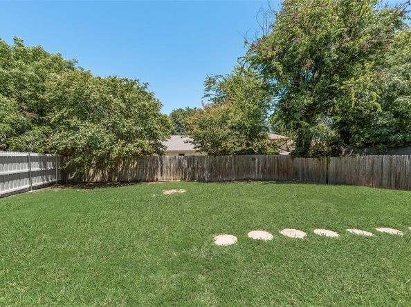 603  Nightshade Drive , Arlington Texas 76018