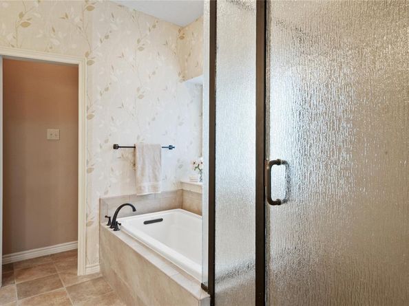 2102  Old Mcgarrah Road , McKinney Texas 75072