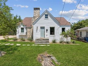 110 N Ravinia Drive , Dallas Texas 75211