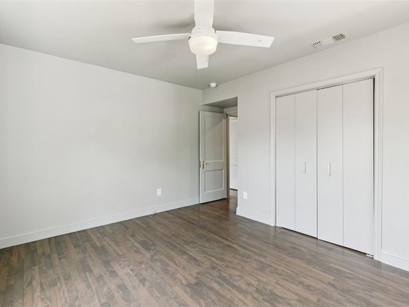 110 N Ravinia Drive , Dallas Texas 75211