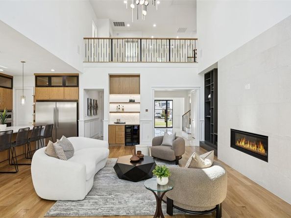 3715  Rockdale Drive , Dallas Texas 75220