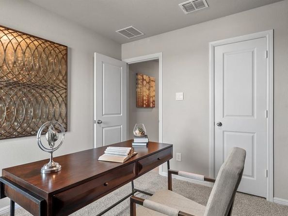 405  KAUFMAN Drive , Azle Texas 76020