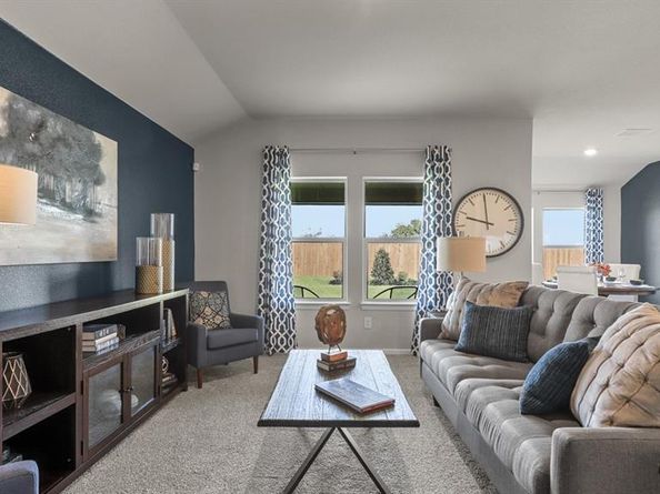 405  KAUFMAN Drive , Azle Texas 76020