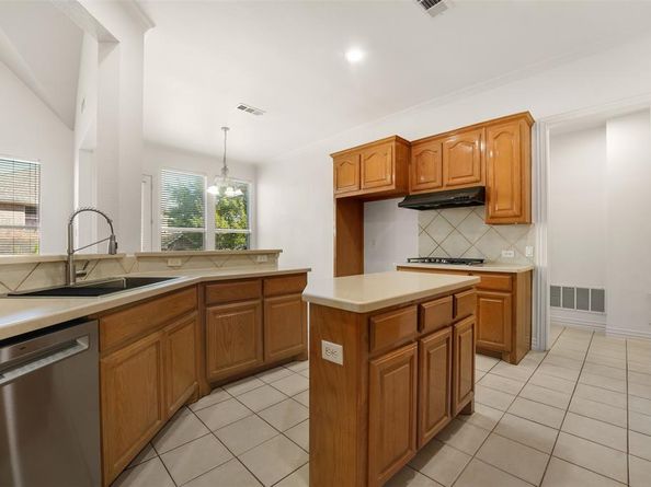 2908  Eastbourne Lane , Flower Mound Texas 75022