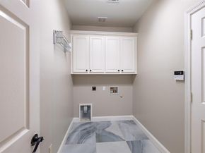 3403  Ledbetter Court , Arlington Texas 76001