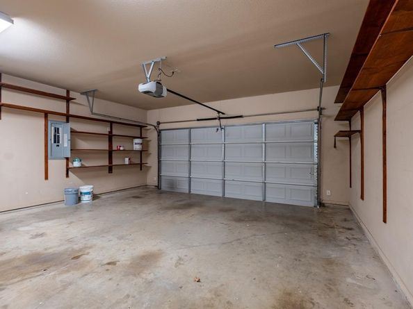 3403  Ledbetter Court , Arlington Texas 76001