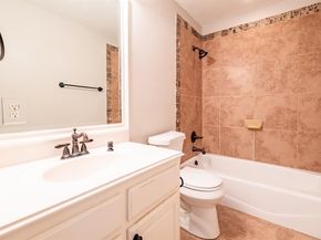 3403  Ledbetter Court , Arlington Texas 76001