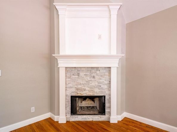 3403  Ledbetter Court , Arlington Texas 76001