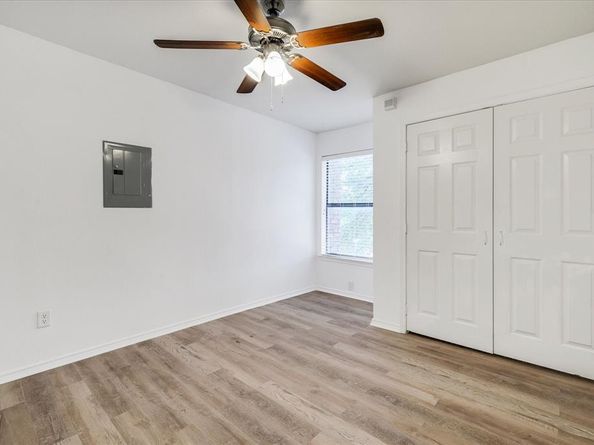 9831  Walnut Street  212, Dallas Texas 75243