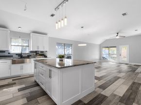 309  Dupont Circle , Fort Worth Texas 76134