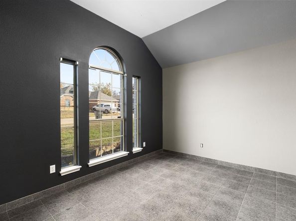 309  Dupont Circle , Fort Worth Texas 76134