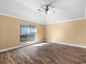 309  Dupont Circle , Fort Worth Texas 76134