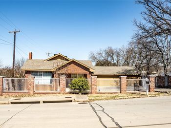 6810  Pecan Street 