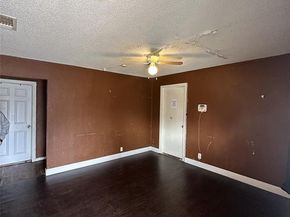 2604  Wallace Street , Fort Worth Texas 76105