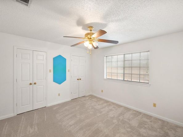 5400  Emerald Park Boulevard , Arlington Texas 76017