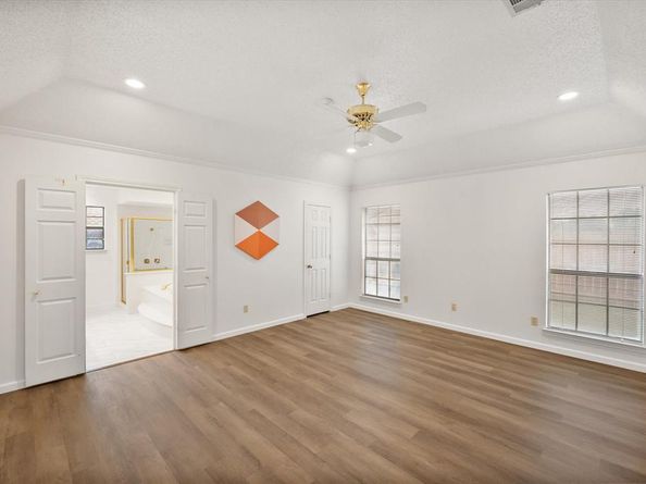 5400  Emerald Park Boulevard , Arlington Texas 76017