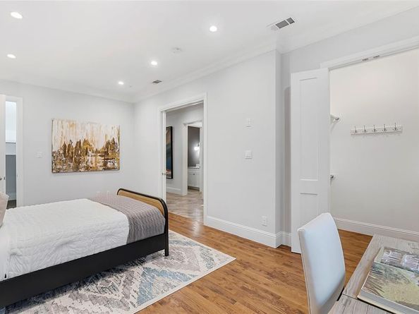 2804  Thomas Avenue  104, Dallas Texas 75204