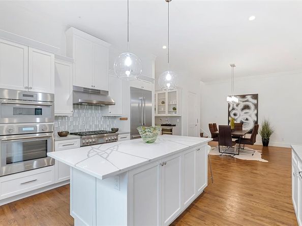 2804  Thomas Avenue  104, Dallas Texas 75204