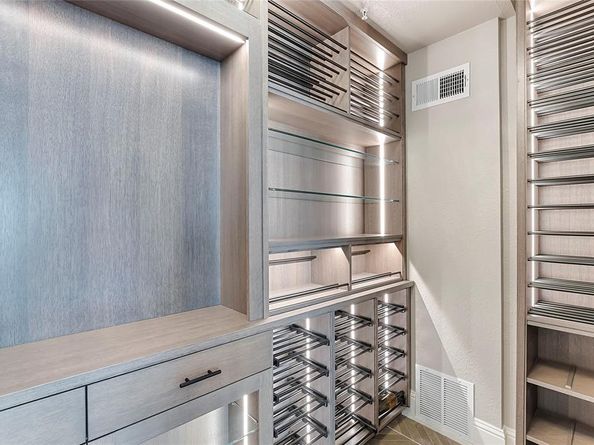 2804  Thomas Avenue  104, Dallas Texas 75204