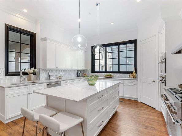 2804  Thomas Avenue  104, Dallas Texas 75204