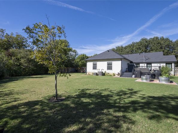 1311  El Patio Drive , Dallas Texas 75218