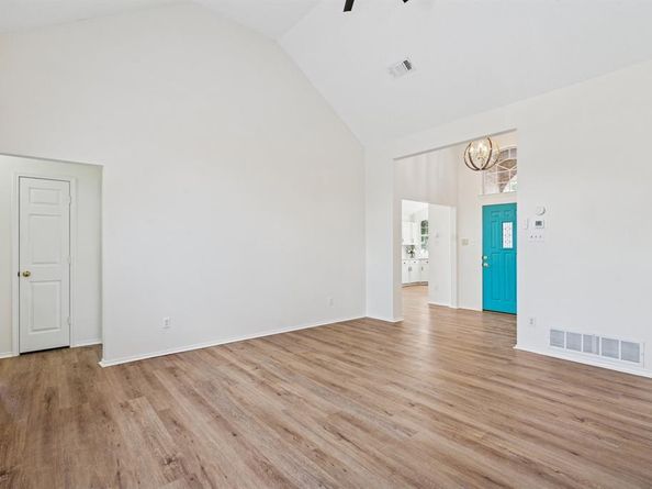 7465  Buckskin Court , Fort Worth Texas 76137