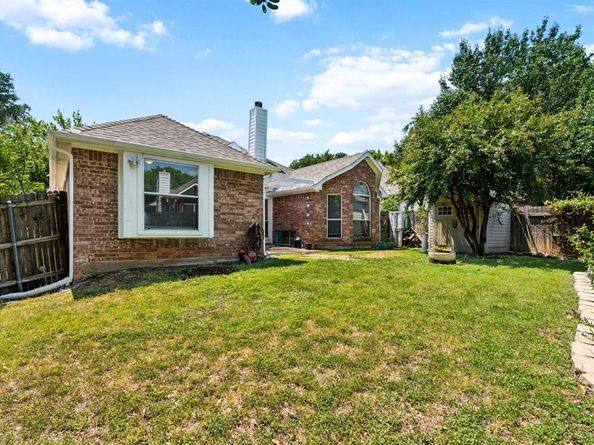 7465  Buckskin Court , Fort Worth Texas 76137