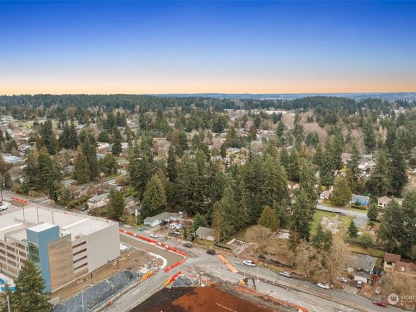 14552 5th Avenue NE, Shoreline WA 98155