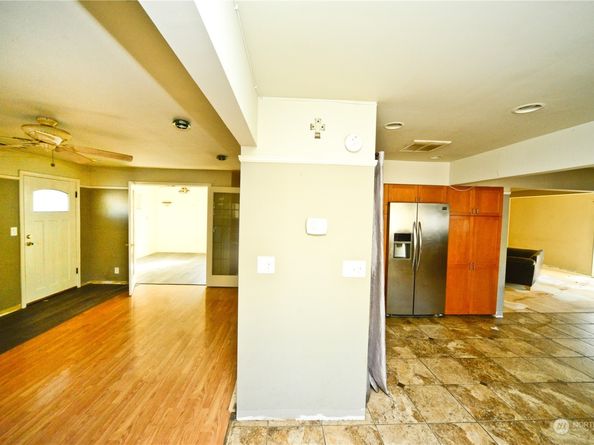 10013 34th Avenue SW, Seattle WA 98146