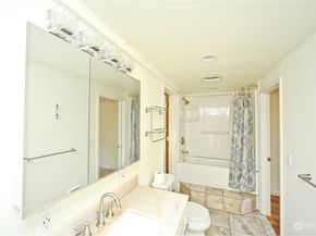 10013 34th Avenue SW, Seattle WA 98146