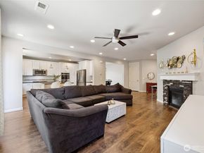 11133 5th Avenue SW, Seattle WA 98146
