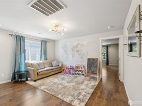 11133 5th Avenue SW, Seattle WA 98146