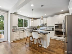 11133 5th Avenue SW, Seattle WA 98146