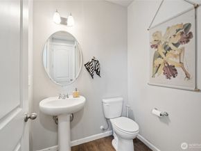 11133 5th Avenue SW, Seattle WA 98146