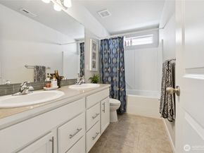 11133 5th Avenue SW, Seattle WA 98146