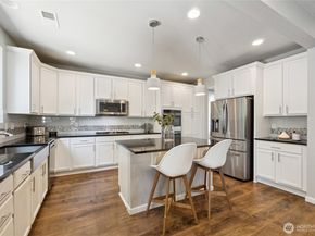 11133 5th Avenue SW, Seattle WA 98146