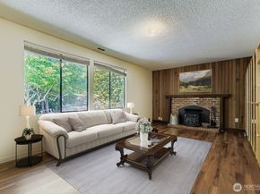 16629 158th Place SE, Renton WA 98058