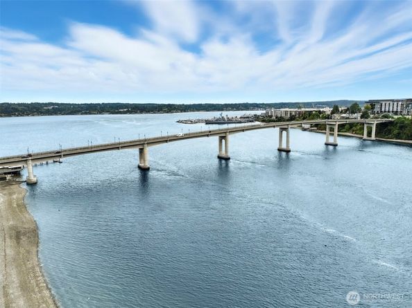 1614 Scott Place, Bremerton WA 98310