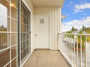 14714 Admiralty Way A318, Lynnwood WA 98087