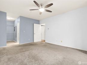 14714 Admiralty Way A318, Lynnwood WA 98087