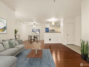 14714 Admiralty Way A318, Lynnwood WA 98087