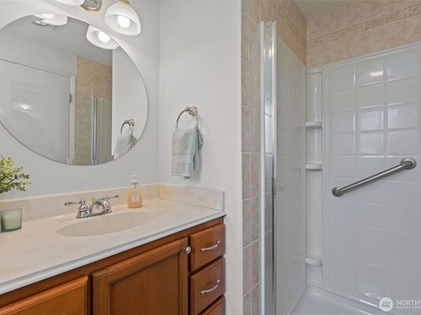 22816 85th Place W, Edmonds WA 98026